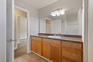 1463 Four Seasons Dr, Roseburg, OR 97470 - Photo 37