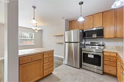 1463 Four Seasons Dr, Roseburg, OR 97470 - Photo 23