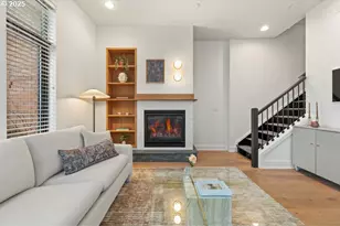 1684 NW Riverscape St, Portland, OR 97209 - Photo 7