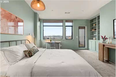 1684 NW Riverscape St, Portland, OR 97209 - Photo 33