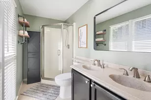 14877 SW Oregon Trail Ln, Beaverton, OR 97006 - Photo 17