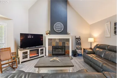 14877 SW Oregon Trail Ln, Beaverton, OR 97006 - Photo 5