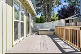 14877 SW Oregon Trail Ln, Beaverton, OR 97006 - Photo 19