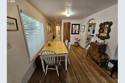 572 Dillard Gardens Rd, Winston, OR 97496 - Photo 5