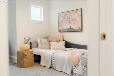618 NE Killingsworth Ct, Portland, OR 97211 - Photo 23