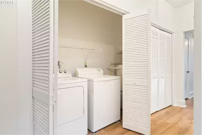 618 NE Killingsworth Ct, Portland, OR 97211 - Photo 7