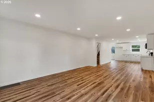 4623 NE Sumner St, Portland, OR 97218 - Photo 11