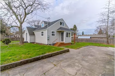 4623 NE Sumner St, Portland, OR 97218 - Photo 5