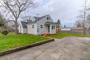 4623 NE Sumner St, Portland, OR 97218 - Photo 5