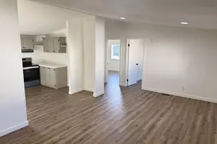 20140 NE Sandy Blvd, Fairview, OR 97024 - Photo 5