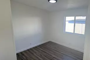 20140 NE Sandy Blvd, Fairview, OR 97024 - Photo 13