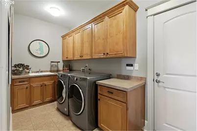 8547 SE Constance Dr, Happy Valley, OR 97086 - Photo 35