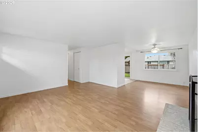 3705 Peppertree Dr, Eugene, OR 97402 - Photo 11