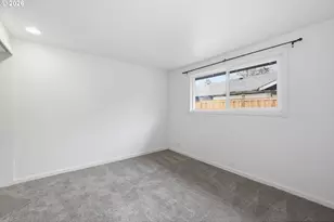 3705 Peppertree Dr, Eugene, OR 97402 - Photo 31