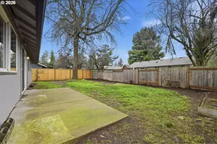 3705 Peppertree Dr, Eugene, OR 97402 - Photo 33