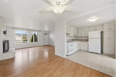 3705 Peppertree Dr, Eugene, OR 97402 - Photo 13