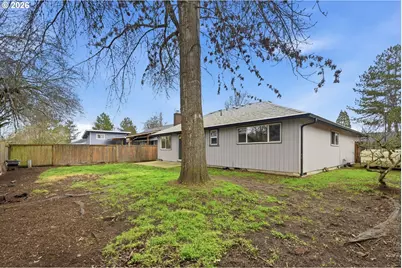 3705 Peppertree Dr, Eugene, OR 97402 - Photo 37