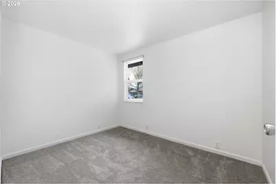 3705 Peppertree Dr, Eugene, OR 97402 - Photo 27