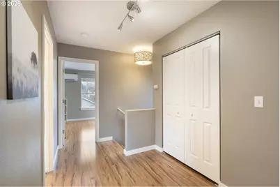 8324 N Johnswood Dr, Portland, OR 97203 - Photo 19