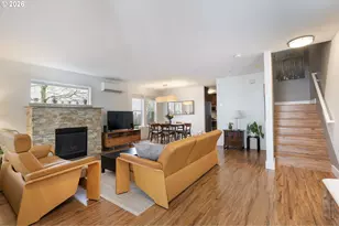 8324 N Johnswood Dr, Portland, OR 97203 - Photo 5