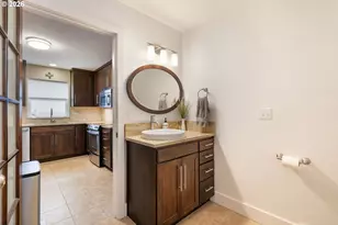 8324 N Johnswood Dr, Portland, OR 97203 - Photo 17