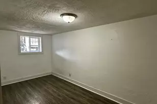 230 14th St, Salem, OR 97301 - Photo 23