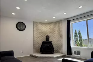 187 Stoneway Dr NW, Salem, OR 97304 - Photo 5