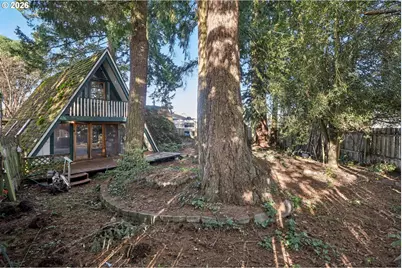 204 NE 108th St, Vancouver, WA 98685 - Photo 1