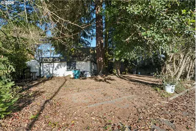 204 NE 108th St, Vancouver, WA 98685 - Photo 17