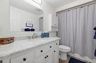 939 Hazelwood Dr, Oregon City, OR 97045 - Photo 23