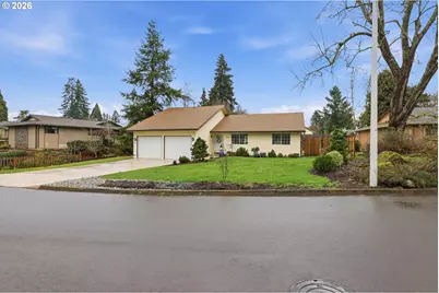 939 Hazelwood Dr, Oregon City, OR 97045 - Photo 3