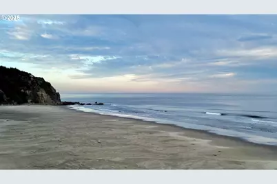 88300 Pacific Surf Ln, Bandon, OR 97411 - Photo 31