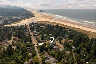 240 W 6th St, Cannon Beach, OR 97110 - Photo 45