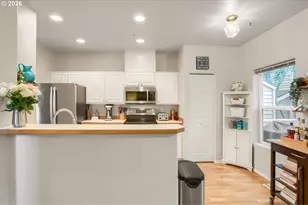 14184 SW Barrows Rd, Tigard, OR 97223 - Photo 11