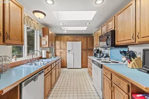 62518 W Catching Rd, Coos Bay, OR 97420 - Photo 17