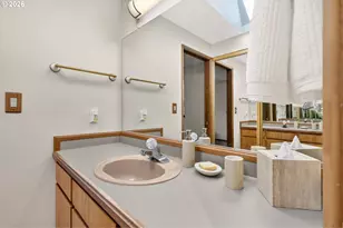 1561 SE Anthony St, Hillsboro, OR 97123 - Photo 29