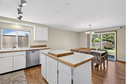 1561 SE Anthony St, Hillsboro, OR 97123 - Photo 21