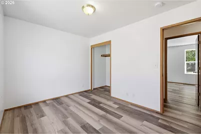 5530 E St, Springfield, OR 97478 - Photo 23