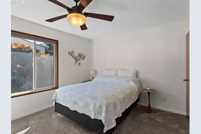 15031 NE Rose Pkwy, Portland, OR 97230 - Photo 19