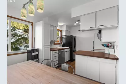 15031 NE Rose Pkwy, Portland, OR 97230 - Photo 15
