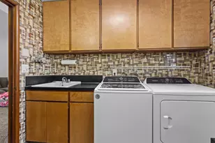 15031 NE Rose Pkwy, Portland, OR 97230 - Photo 27