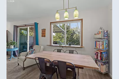 15031 NE Rose Pkwy, Portland, OR 97230 - Photo 13