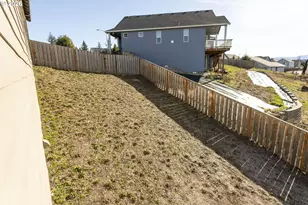 1565 NE Heaven St, Estacada, OR 97023 - Photo 43