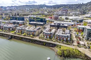 1716 NW Riverscape St, Portland, OR 97209 - Photo 43