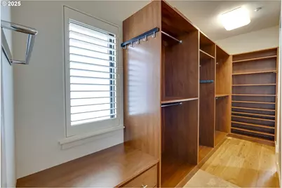 1716 NW Riverscape St, Portland, OR 97209 - Photo 19