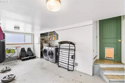 6038 SE 124th Ave, Portland, OR 97236 - Photo 29