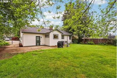 6038 SE 124th Ave, Portland, OR 97236 - Photo 33