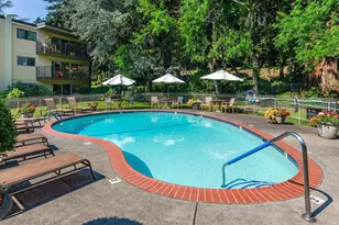 2393 SW Park Pl, Portland, OR 97205 - Photo 33