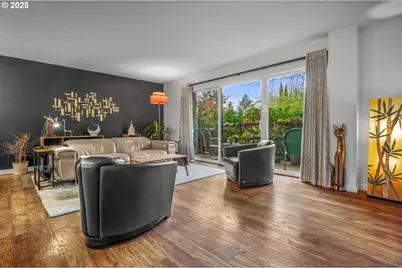 2393 SW Park Pl #113, Portland, OR 97205 - Photo 17