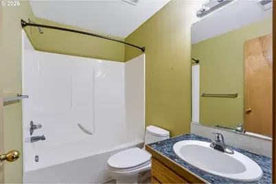 3929 SE 117th Pl, Portland, OR 97266 - Photo 23